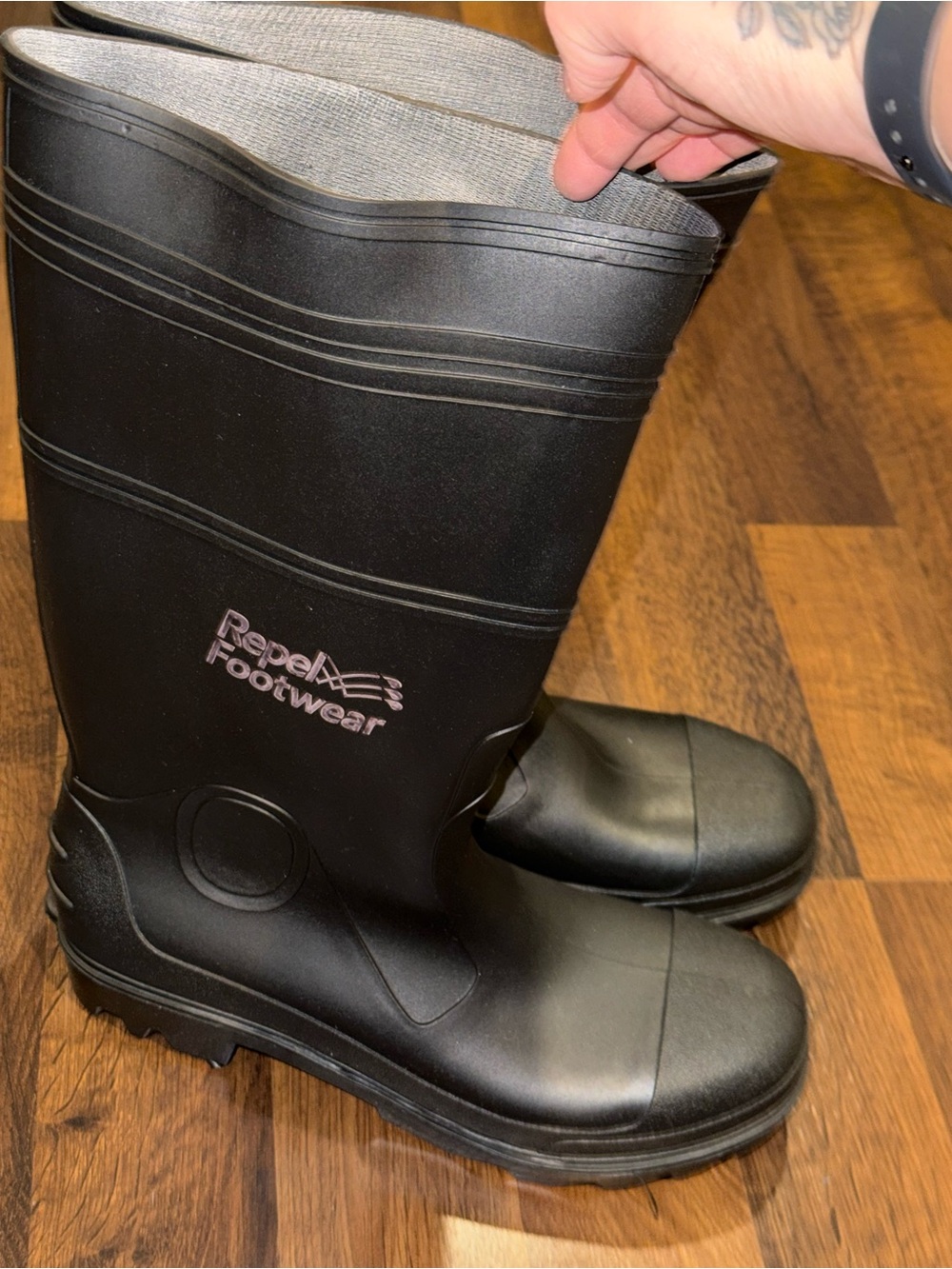 NEW Repel footwear men’s Black Rain Boots (size 12)